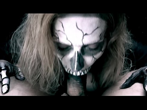 ❤️ Demonska djevojka siše kurac svojim crnim ustima i guta spermu. ❤ Tvrdi porno u pornografiji bs.redpornpictures.ru ❌️